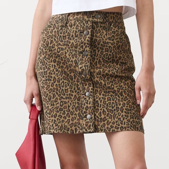 Banana Republic Factory Dresses & Skirts - Banana Republic Cheetah Print Denim Utility Mini Skirt/NWT/6